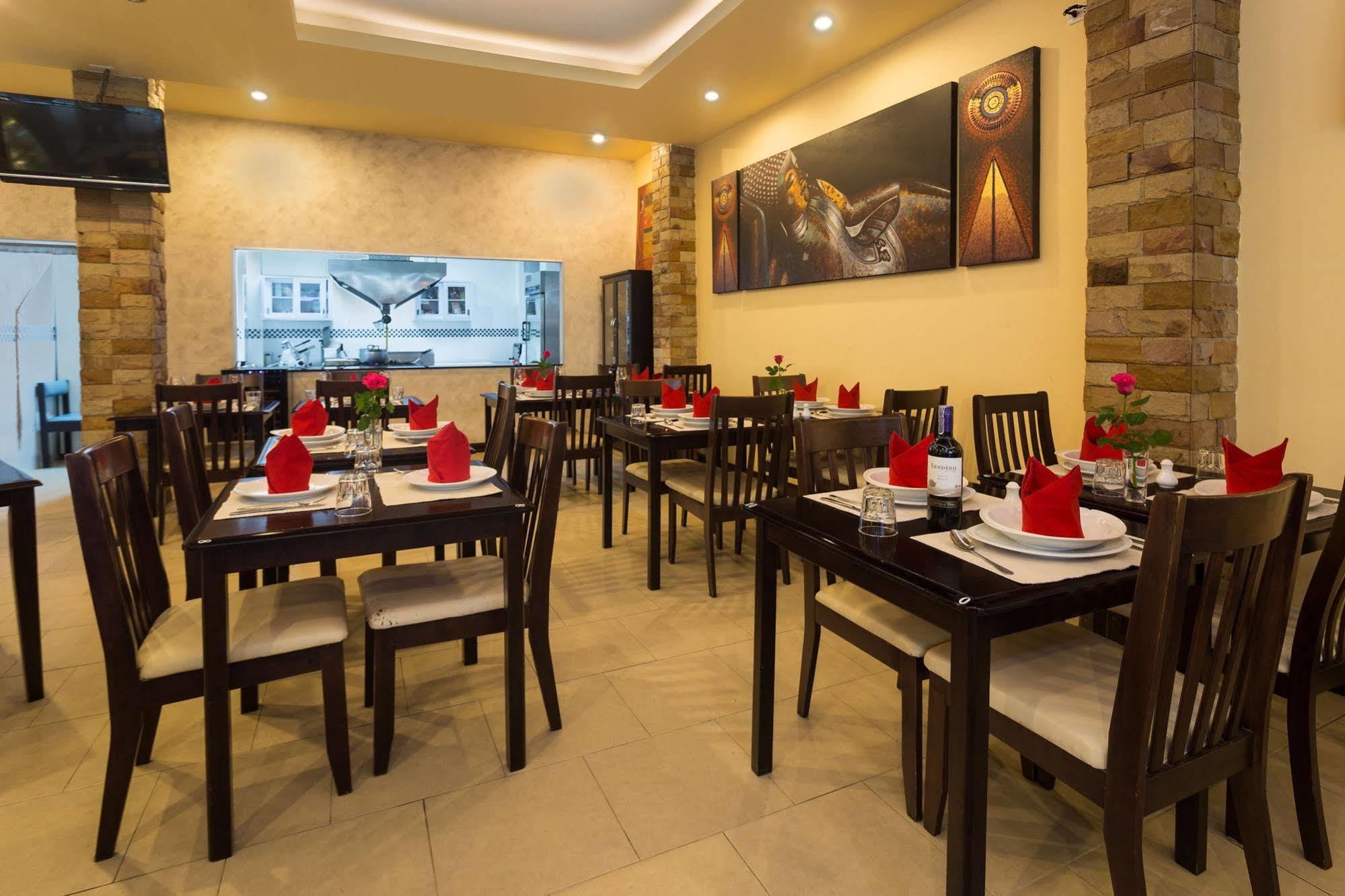 Guesthouse Belvedere Patong Екстер'єр фото